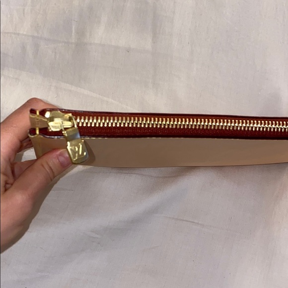 Louis vuitton leather envelope clutch - Picture 2 of 5